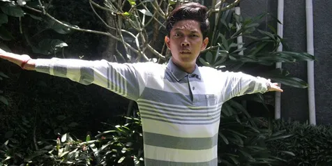 VIDEO: Hasil Youtuber, Bayu Skak 'Pamer' Mobil Setengah Miliar
