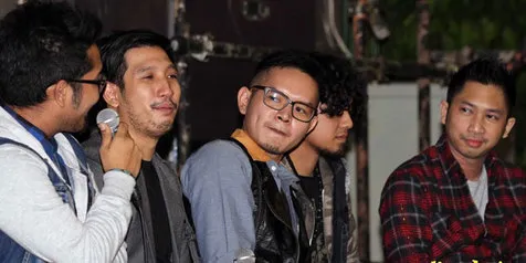 Vokalis Baru Samson Tak Mau Samai Bams - KapanLagi.com