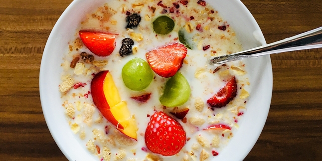 5 Ways to Make Fresh and Simple Fruit Soup, Perfect for Breaking the Fast