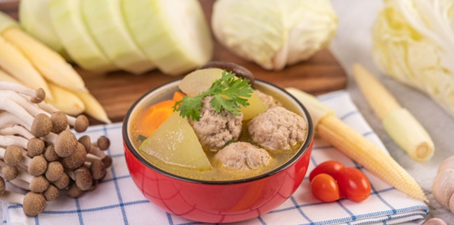 6 Ways to Make Savory Meatball Soup with Flavorful Broth