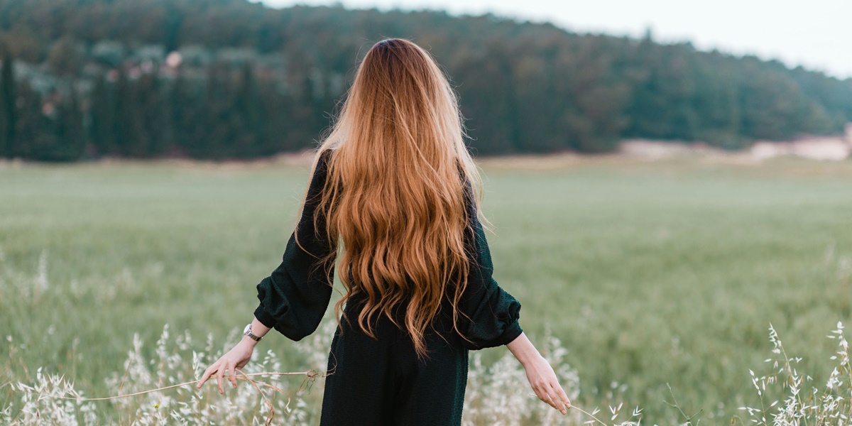 7 Meanings of Dreaming of Having Long Hair in Javanese Astrology, Bringing Many Good Signs