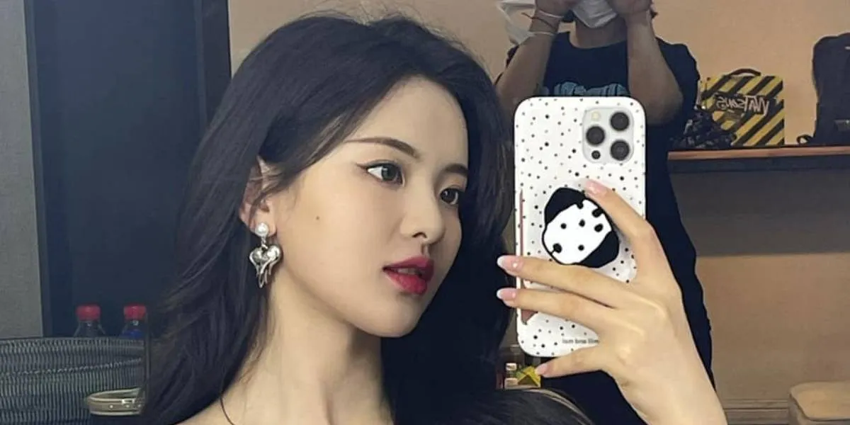 8 Popular Chinese Artists with the Surname Yang Who Have the Best Visuals, Superstar Aura