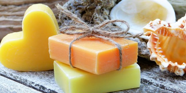 8 Benefits of Papaya Soap for Health and Beauty, Cure Itching - Treat Acne