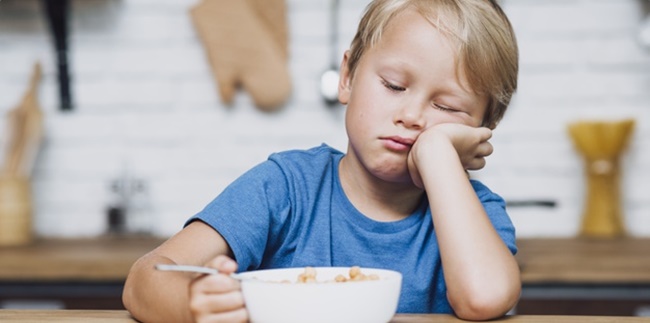 9 Reasons and Causes of Children's Difficulty in Eating, Easy Tips to Overcome It