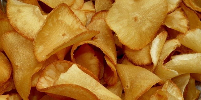 9 Easy Ways to Make Crispy and Long-lasting Cassava Chips