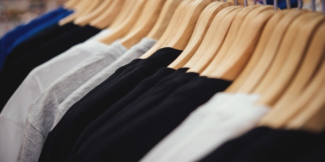 9 Types of Fabric for T-shirts in the Market Along with Their Characteristics