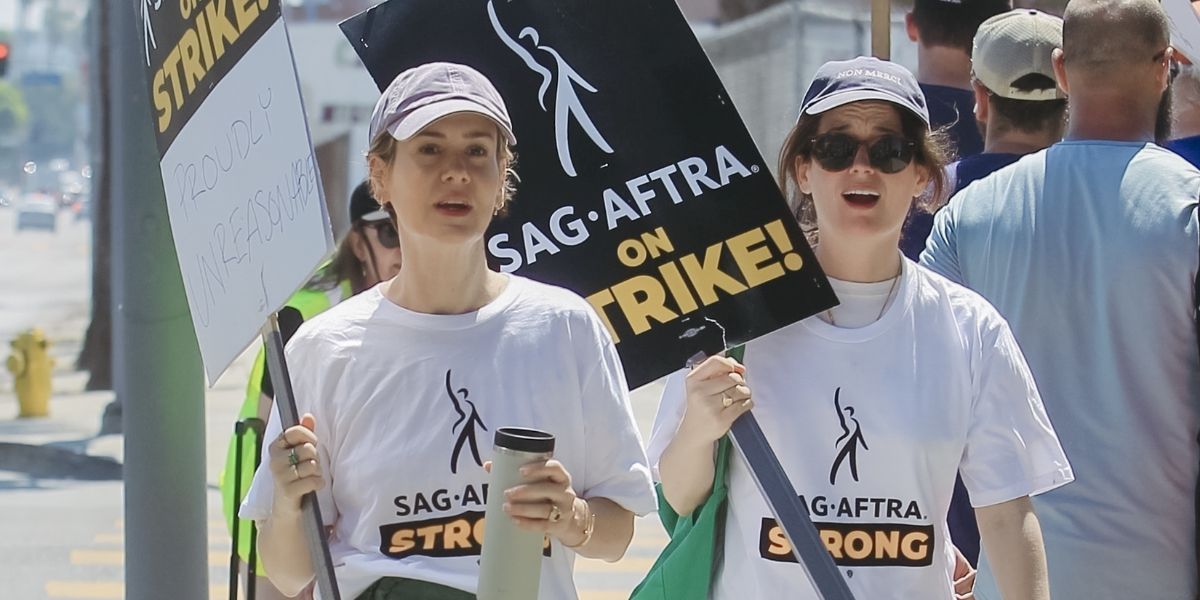 There's Brendan Fraser - Elliot Page, SAG AFTRA Strike: Hollywood Actors and Actresses in the United States Go on Strike