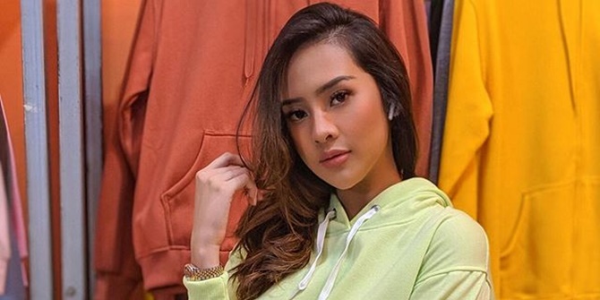 Anya Geraldine Nostalgic About Ever Skipping Fasting and Getting Caught by the Teacher at School