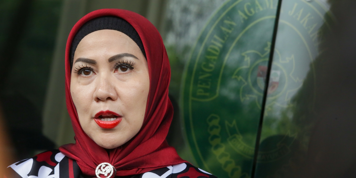 When Becoming a Representative, Venna Melinda Reminds Verrell Bramasta Not to Use Branded Items