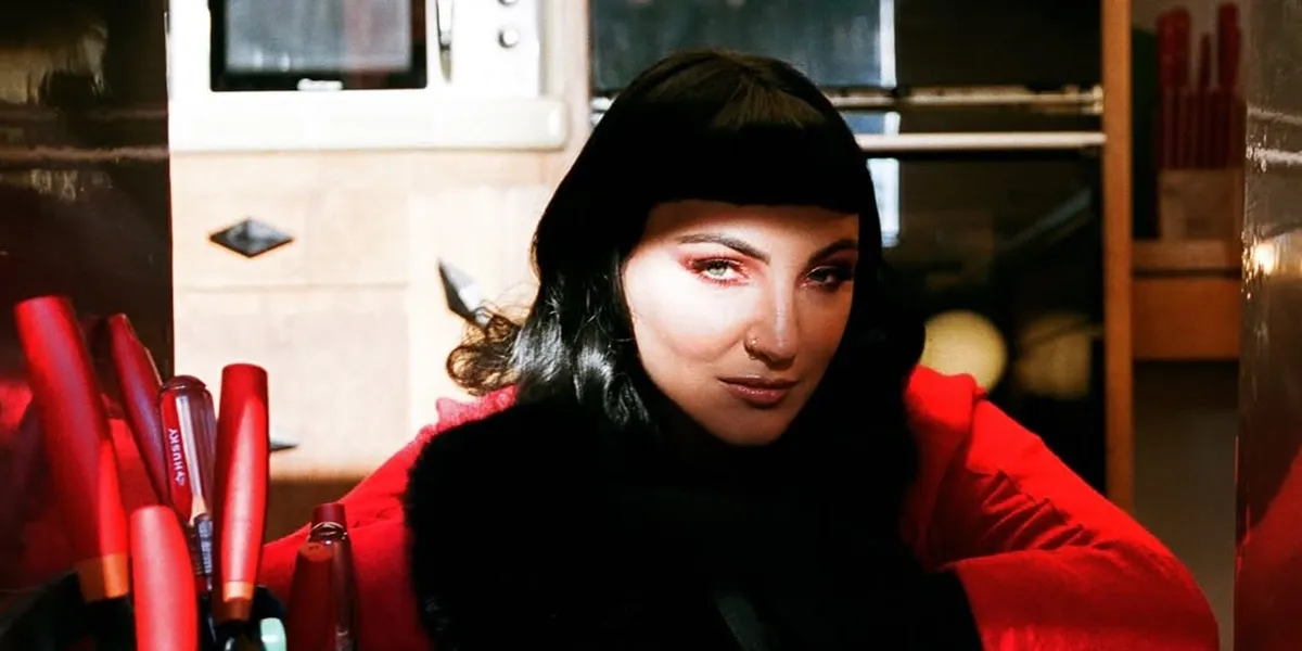  Arti dan Makna Lagu Anxiety - Julia Michaels, Perjuangan Melawan Gangguan Kecemasan 
