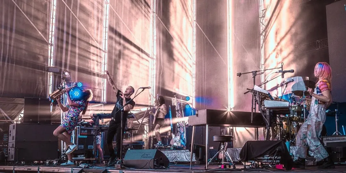 The Meaning and Significance of the Song Outro - M83 that Leaves Its Listeners Speechless