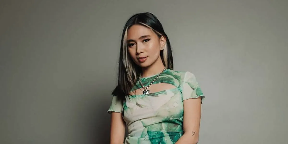 The Meaning and Significance of Niki's Song Plot Twist, About Surprises in Romantic Relationships