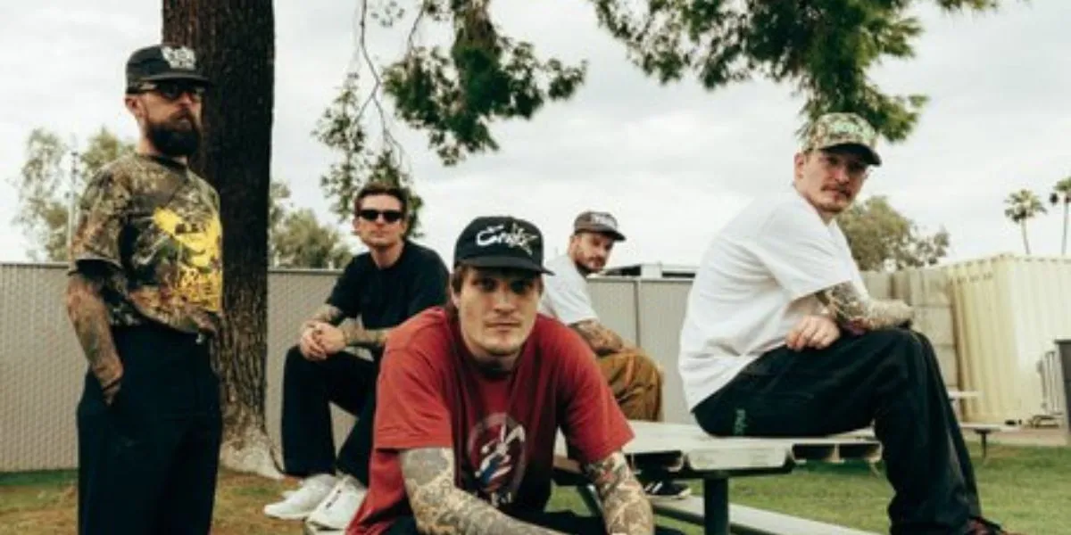 The Meaning and Significance of the Song Wish You Were Here - Neck Deep, Beautiful Melody Expresses Grief - Regret