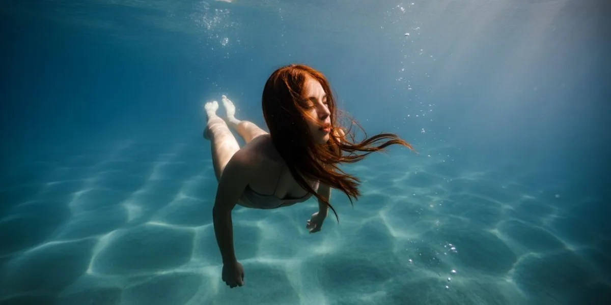  Arti Mimpi Jatuh ke Dalam Air dan Makna Psikologisnya yang Mendalam 
