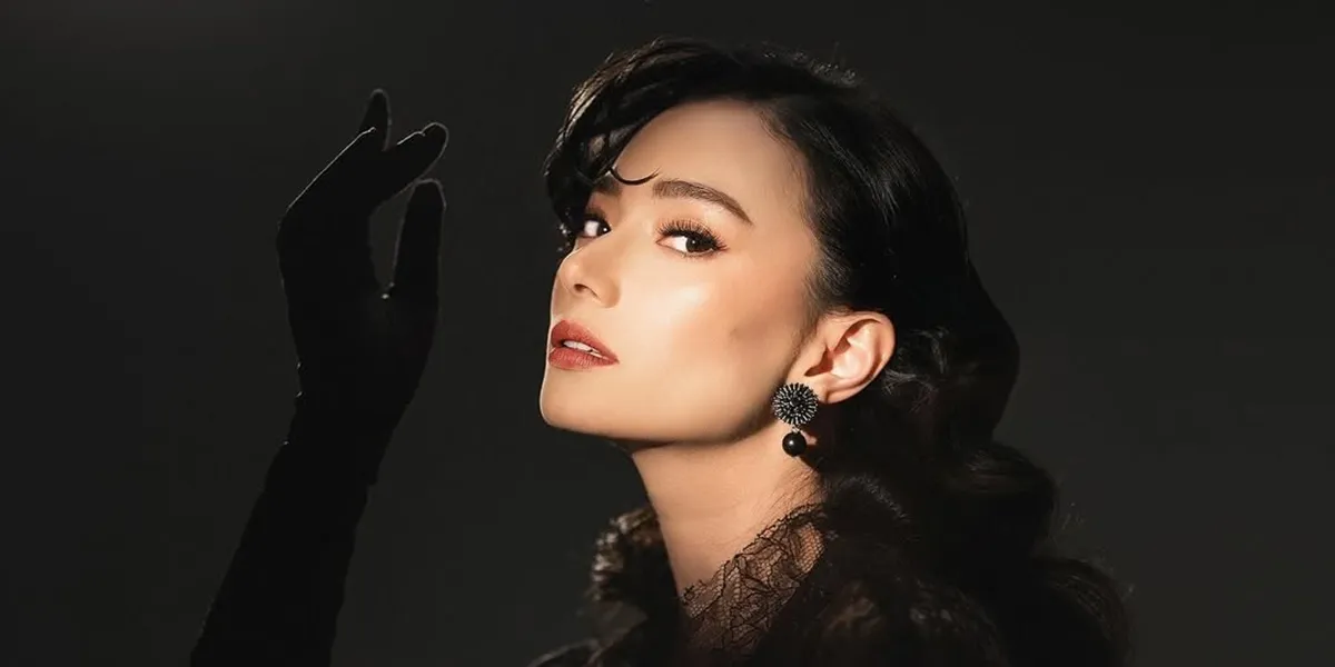 Asmirandah Slipped in the Bathroom, Jonas Rivanno Panicked Seeing His Wife Covered in Blood