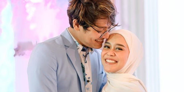 Adoptive Father Confirms Lesti's Pregnancy After Secret Marriage with Rizky Billar