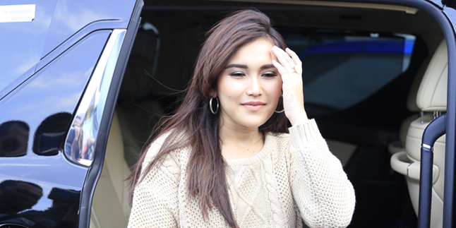 Ayu Ting Ting Sadly Cancels Wedding, Wedding Organizer Reveals This