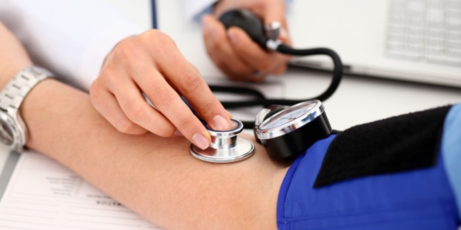 5 Foods to Avoid If You Have a History of Hypertension