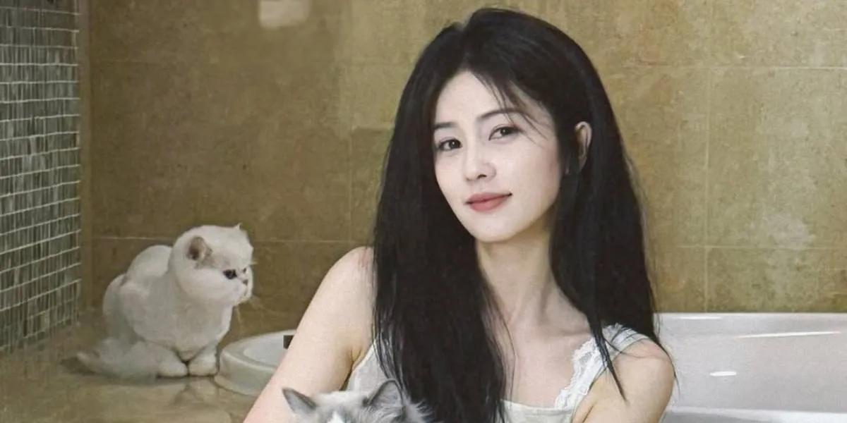 Bai Lu Suffers from Mysterious Illness, Weight Drops by 4 Kg and Disappears from Public Eye