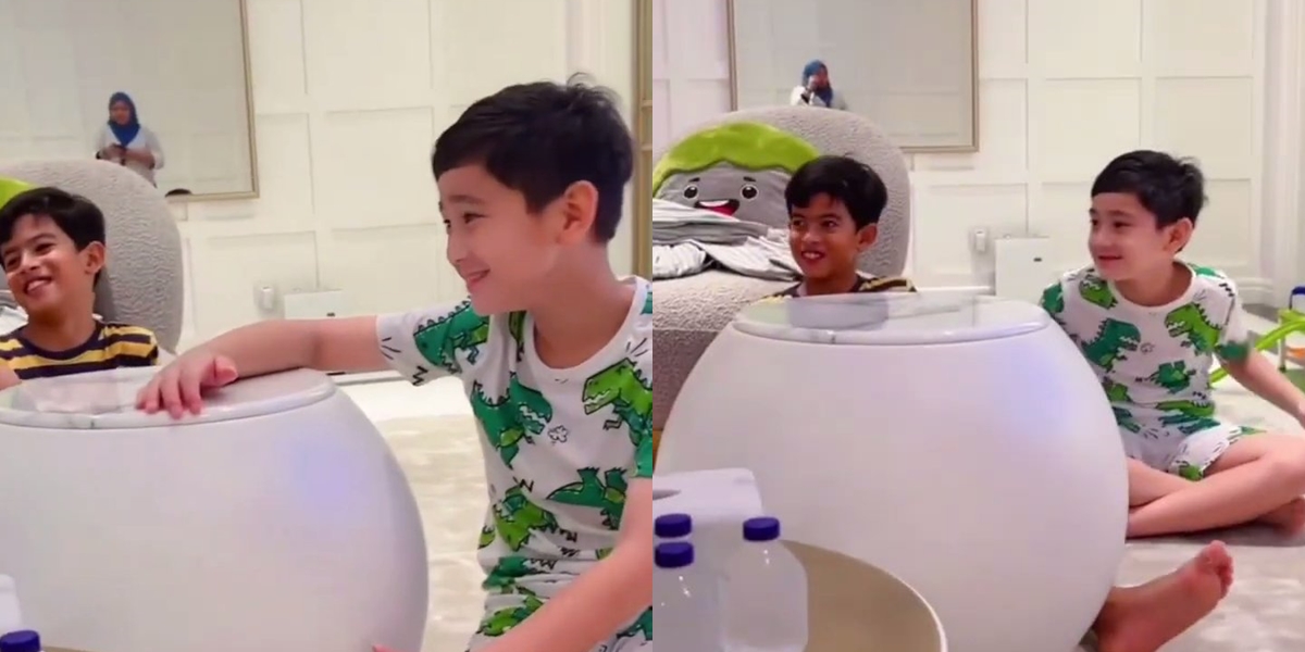 Like Having a Gang, Here are 8 Portraits of Rafathar, Raffi Ahmad's Son, Playing with Andara Complex Kids