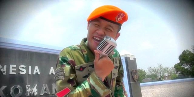 Form of Support from the Indonesian Air Force Against Covid-19, Releasing a Song Through Jingga Band