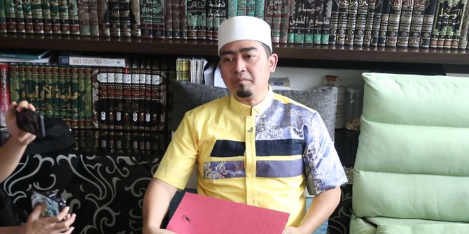 Happy Ending, Ustaz Solmed Reconciles with the Committee of Tabligh Akbar in Garut