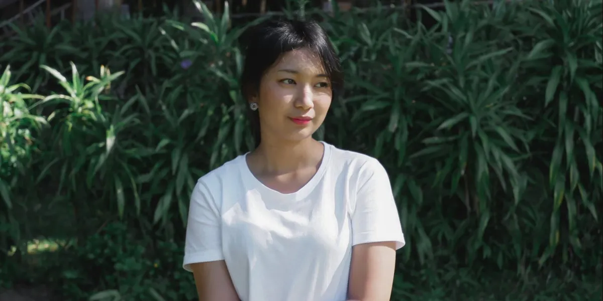 Aspiring to be a Lecturer, Komang Indah Lindisari is Now Venturing into the Entertainment World