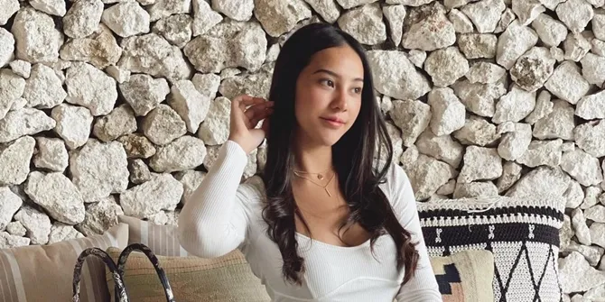 Photo of Anya Geraldine with Ariel 'NOAH' Circulates, Netizens Pray for Them to Date
