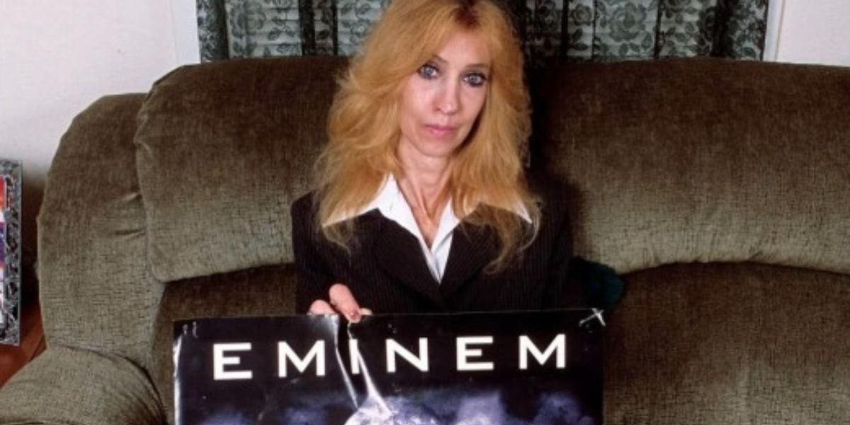 Sad News, Debbie Nelson Mother of Rapper Eminem Passes Away After Battling Lung Cancer