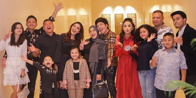 Visiting Krisdayanti's House, Ashanty Plans a Year-End Vacation Together