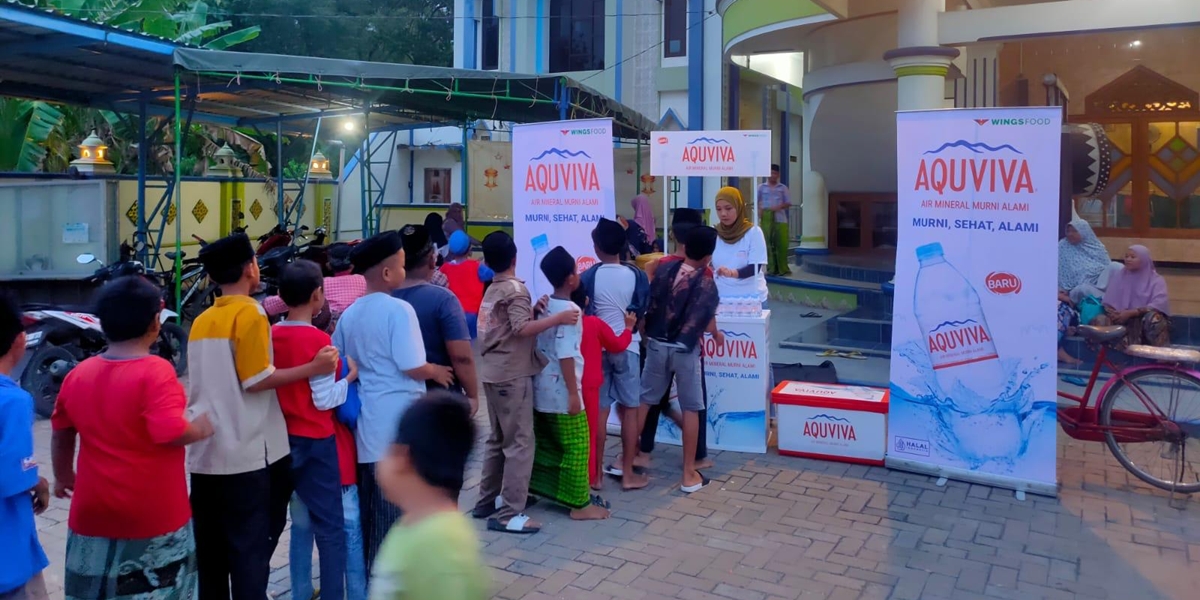 Make This Ramadan Cooler, AQUVIVA Distributes 450,000 Bottles of Mineral Water for Breaking the Fast Across Indonesia