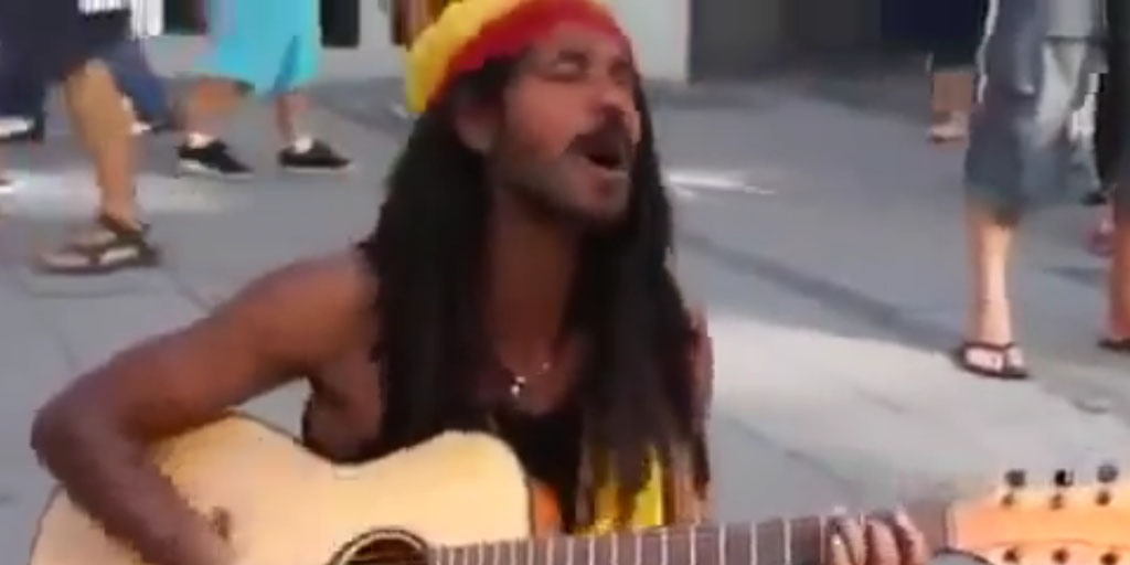'Bob Marley' Nyanyikan 'No Woman No Cry', Bangkit Dari Kubur?