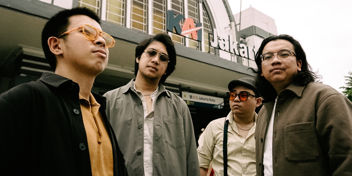 Boyway & The Palmeiros Release 'Juang Angan', One of Ade Paloh's Last Works Before Passing Away