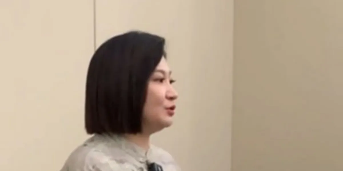 Broken String Chinese Version, The Story is Much More Tragic