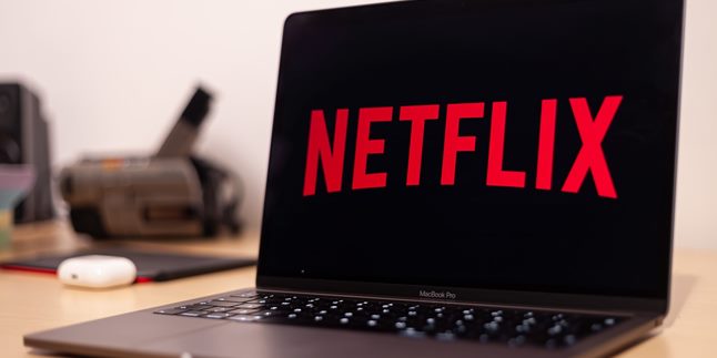 How to Download Netflix on Laptop or Mac Easily and Properly