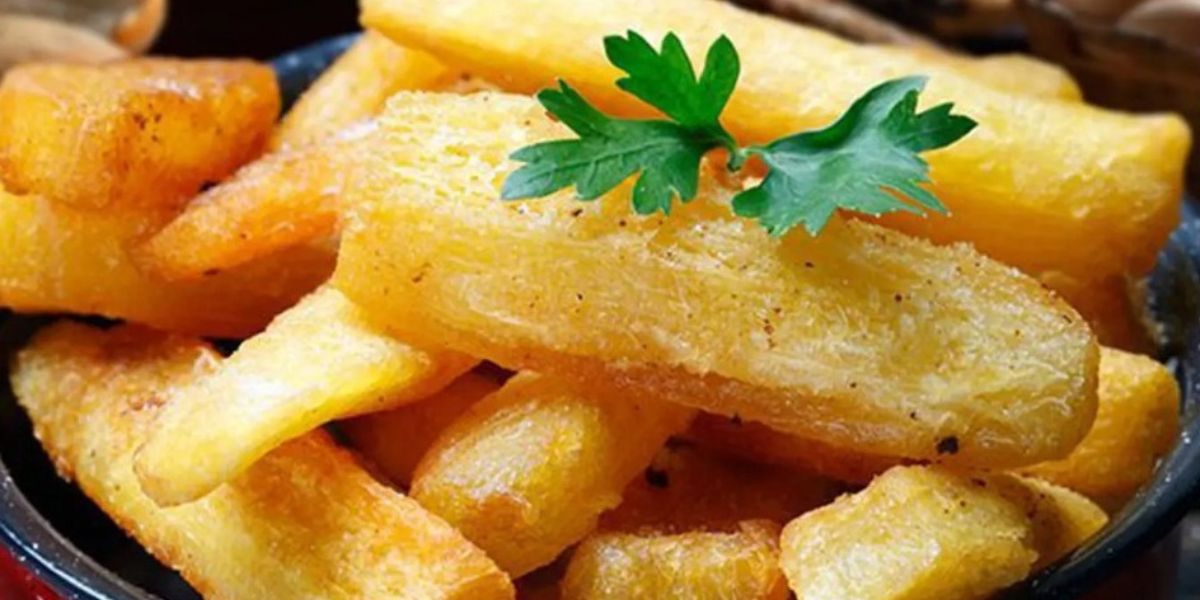 Crispy, Cracked, and Savory Fried Cassava without Boiling First