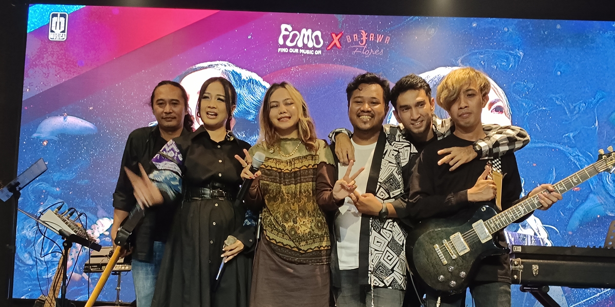 Astrid's YouTube Content with Caessaria Band Results in the Release of 'Gelap Mata' Song