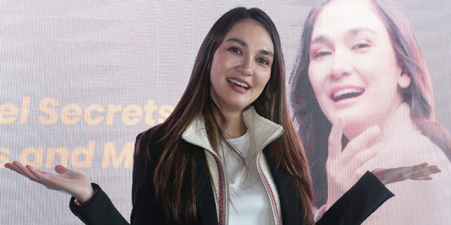 Luna Maya's Story About an Ex-Boyfriend Who Ended Up Dating Her Own Best Friend: Should It Be Forbidden?