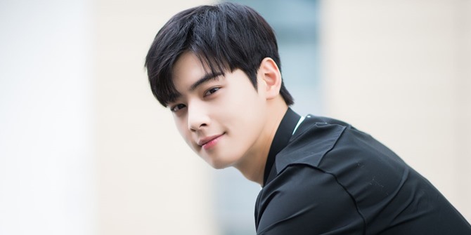 Cha Eun Woo Chooses This Beautiful Actress 13 Years Older Than Him