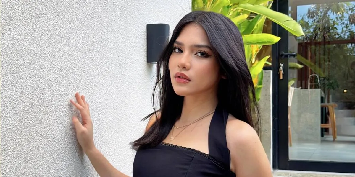  Davina Karamoy Nangis Baca Naskah Film 'Andai Waktu Bisa Diulang Kembali' 
