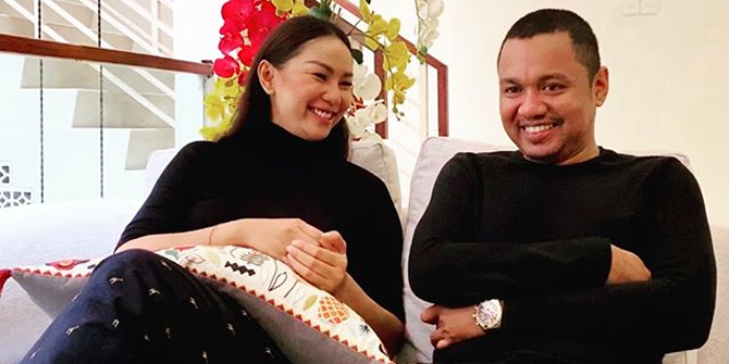 Deddy Corbuzier Invited But Did Not Attend the Wedding, This is Kalina Ocktaranny & Husband's Response