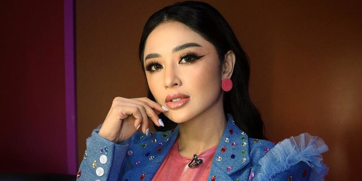 Dewi Perssik Asserts She's Not a Homewrecker, Ready to Take Legal Action!