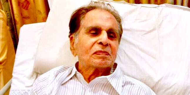 Legendary Bollywood Actor Dilip Kumar Passes Away at the Age of 98, Buried Like a Hero