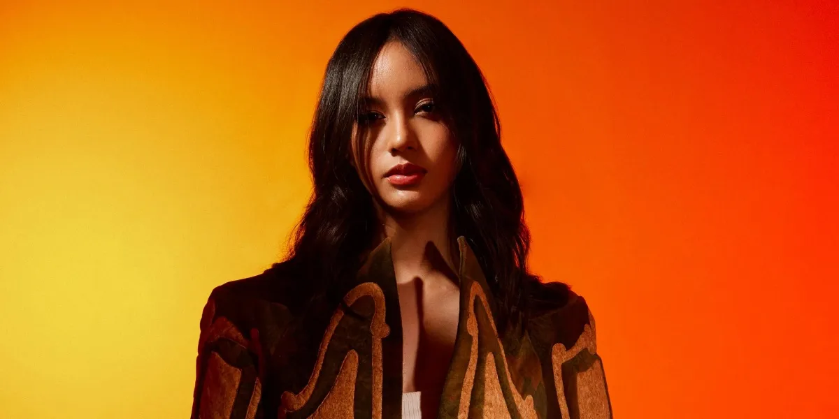  Dinda Ghania Rilis 'Bad Connection', Gandeng Produser Madonna dan Sabrina Carpenter 