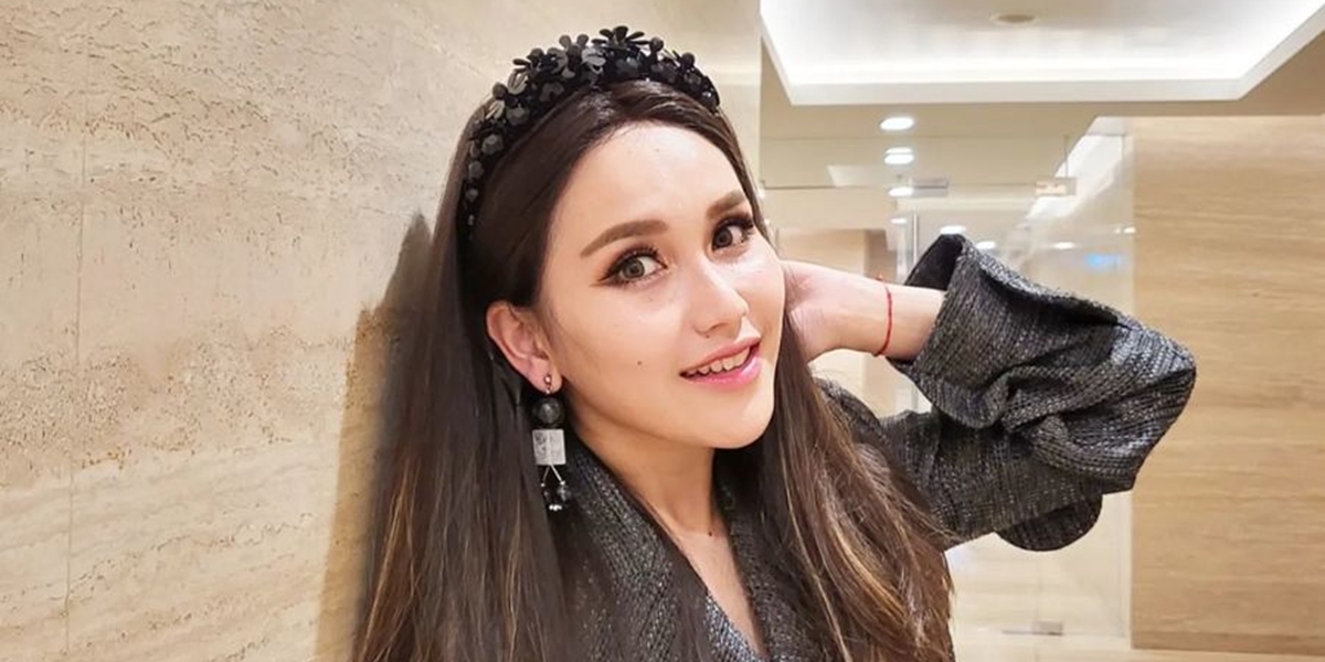 Rumored to be Getting Married Soon, Ayu Ting Ting Has Not Submitted Marriage Documents to the Office of Religious Affairs