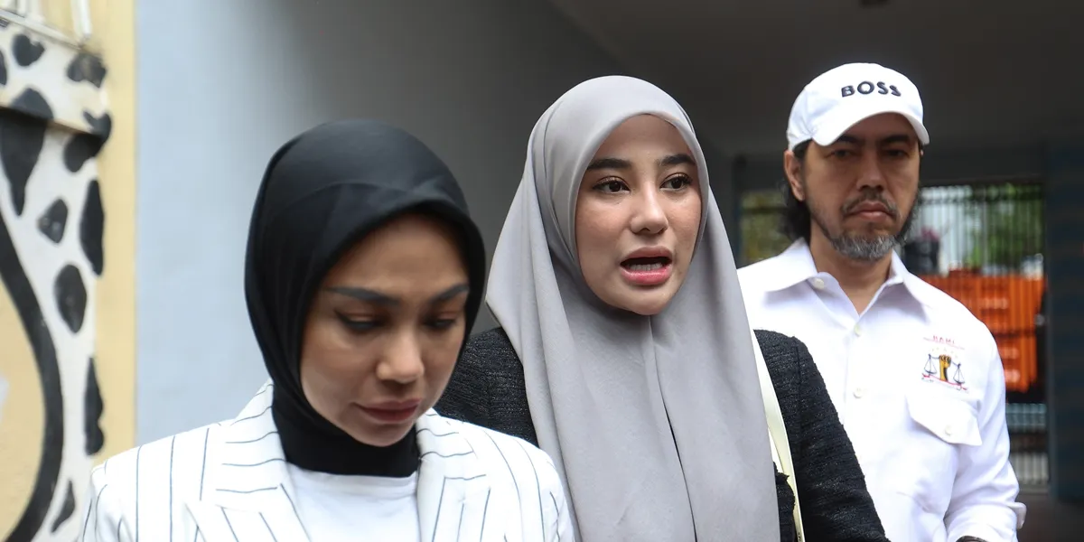 Cheated on, Clara Shinta Regularly Takes Tranquilizers and Is Living Separately