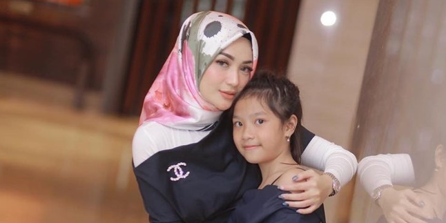 When Asked Who She Loves More, Sirajuddin or Imel Putri Cahyati, This is the Answer from Their Child