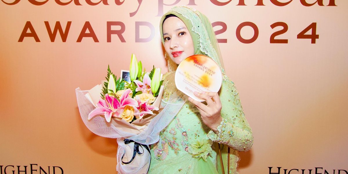 Doctor Ayu Widyaningrum Receives 124 Awards, Latest Beautypreneur Award 2024