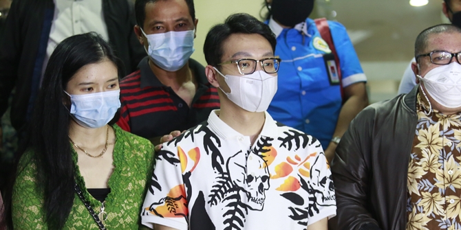 Dr. Richard Lee Named a Suspect in Kartika Putri's Report