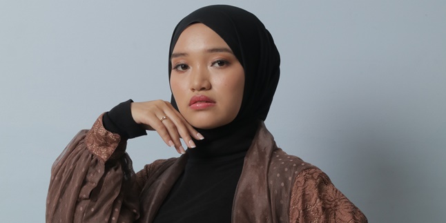 Two Years After the First Season of the Dangdut Indonesia Competition, Nabila Ellisa Finally Releases Her Debut Single